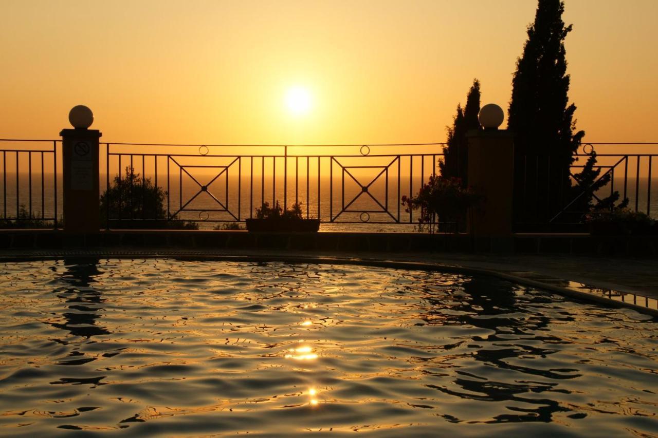 Dina'S Paradise Агиос-Гордиос Экстерьер фото
